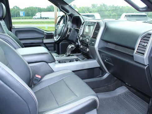 Used 2018 Ford F150 Raptor w/ Equipment Group 802A Luxury AWD/4WD image 32