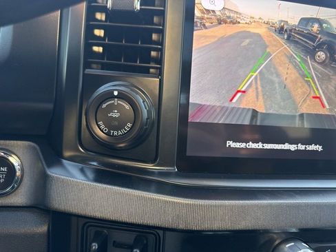 Used 2024 Ford F250 Platinum w/ FX4 Off-Road Package image 43