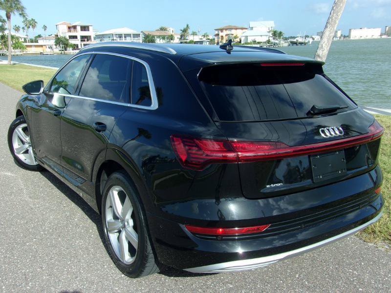 Used 2019 Audi e-tron Premium Plus AWD/4WD image 21