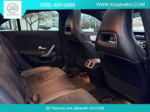 Used 2021 Mercedes-Benz CLA 35 AMG 4MATIC image 21