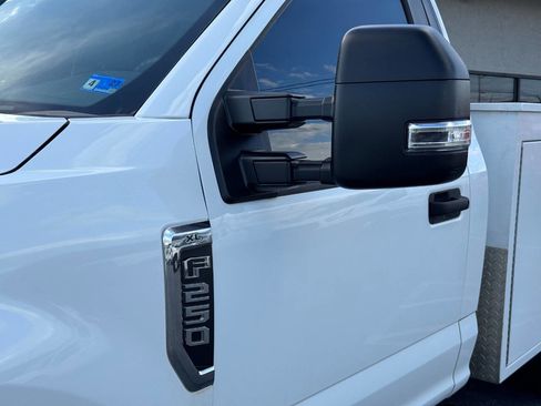 Used 2019 Ford F250 XL w/ Power Equipment Group RWD image 49