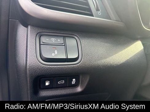 Used 2018 Kia Optima S w/ Panoramic Sunroof Package image 5