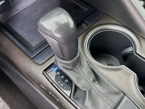 Certified 2021 Toyota Camry SE FWD image 16