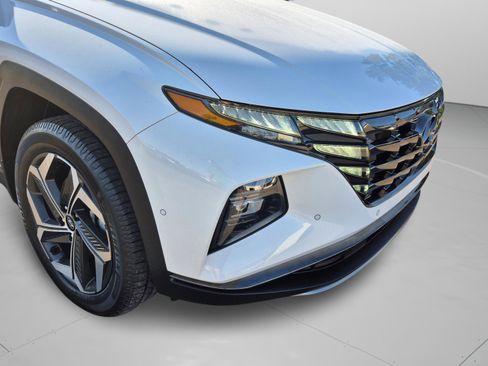 Certified 2023 Hyundai Tucson Limited AWD/4WD image 35