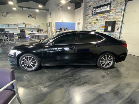 Used 2015 Acura TLX V6 SH-AWD w/ Advance Package image 3