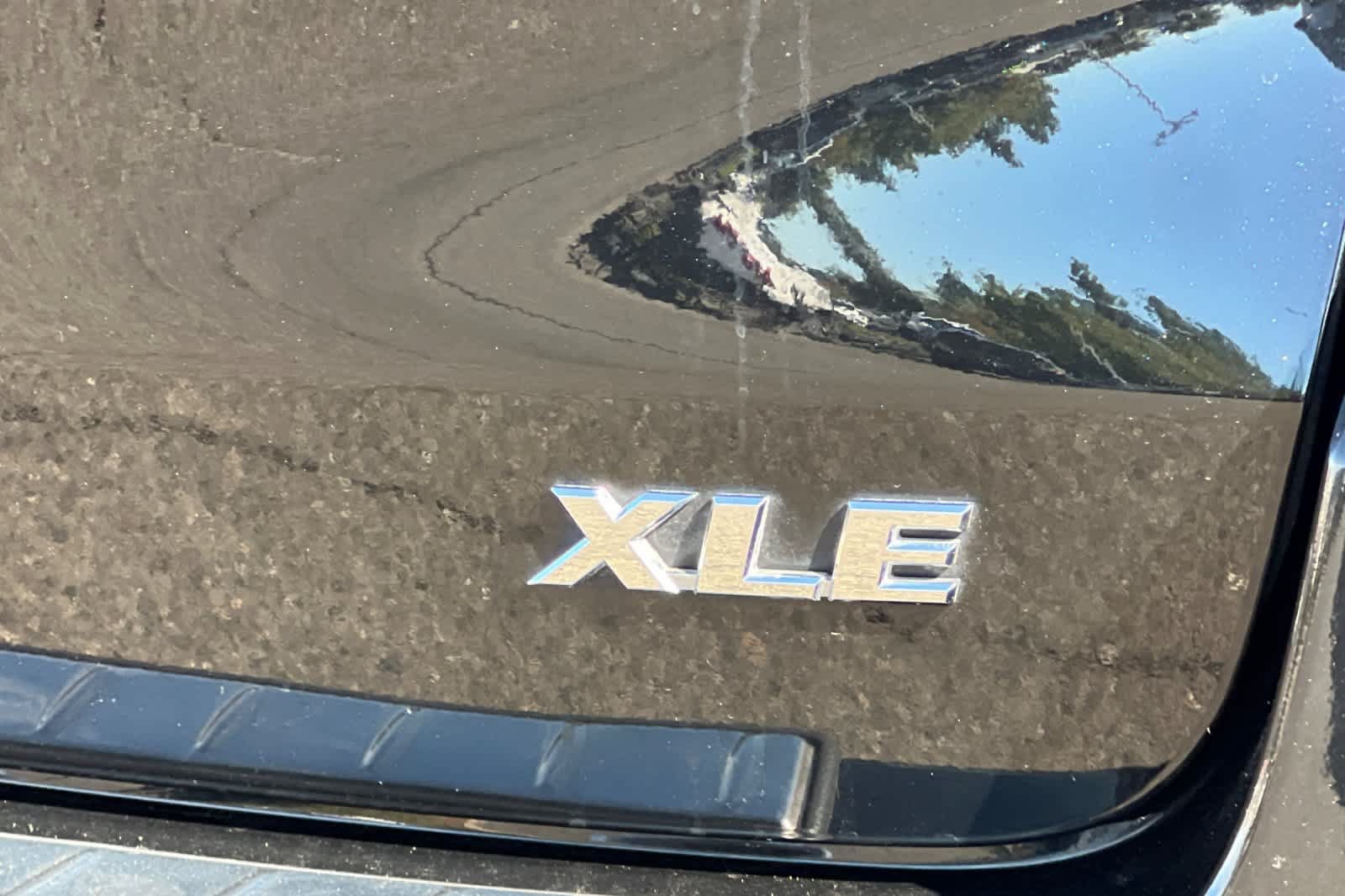 Used 2018 Toyota Highlander XLE FWD image 34