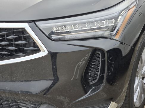 Used 2024 Acura RDX SH-AWD image 9