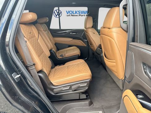 Used 2021 Cadillac Escalade Sport w/ Driver Assist Tech Package RWD image 26
