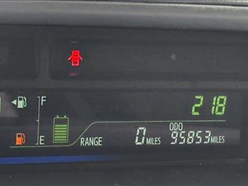 Used 2014 Toyota Prius V Three FWD image 11
