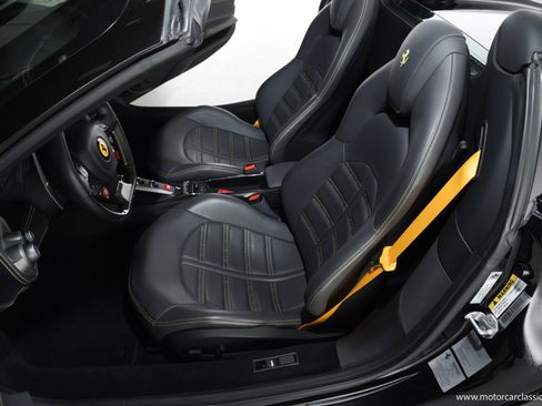 Used 2016 Ferrari 488 Spider RWD image 29