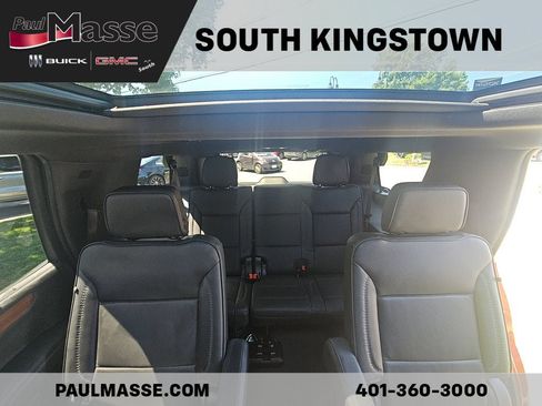 Used 2025 GMC Yukon Denali w/ Denali Reserve Package AWD/4WD image 19