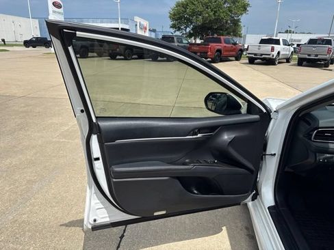 Certified 2022 Toyota Camry XSE AWD/4WD image 7