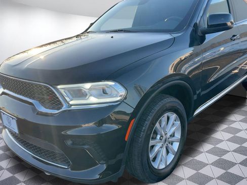 Used 2023 Dodge Durango SXT image 16