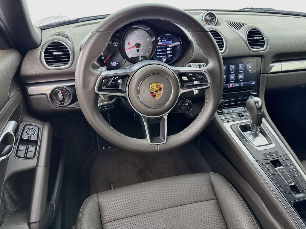 Certified 2022 Porsche 718 Boxster S RWD image 22