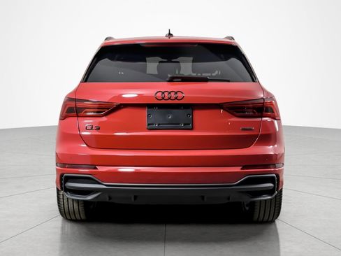 Used 2025 Audi Q3 2.0T Premium w/ Convenience Package AWD/4WD image 4