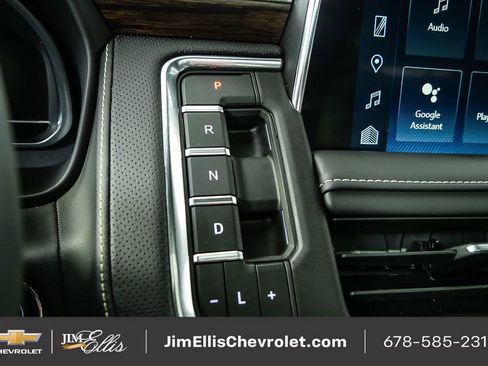 Used 2023 Chevrolet Tahoe Premier image 18