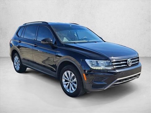 Used 2020 Volkswagen Tiguan S FWD image 3