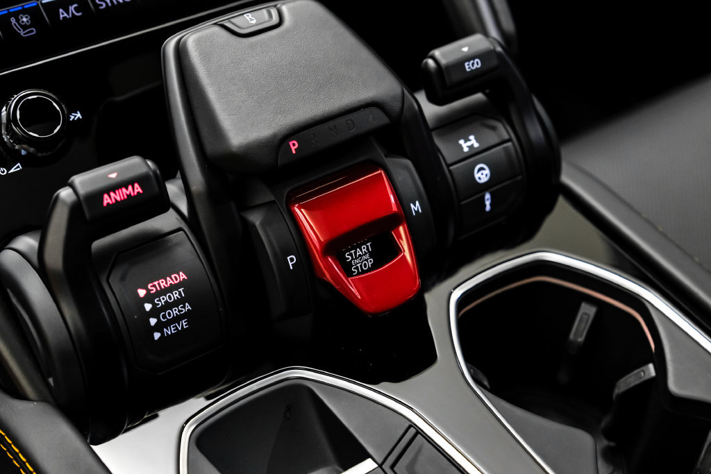 Used 2024 Lamborghini Urus S AWD/4WD image 22