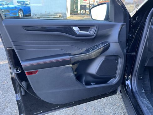 New 2025 Ford Escape ST-Line w/ Tech Pack #1 image 14