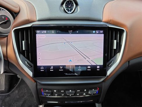 Used 2022 Maserati Ghibli Modena image 22