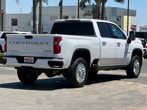 Certified 2023 Chevrolet Silverado 2500 High Country w/ Z71 Off-Road Package AWD/4WD image 4