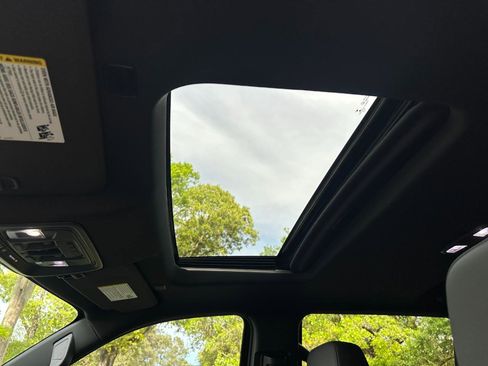 Used 2024 GMC Sierra 2500 AT4 w/ AT4 Premium Plus Package image 16