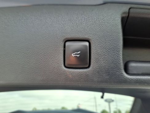 Used 2023 Ford Escape ST-Line w/ Tech Pack #1 FWD image 8