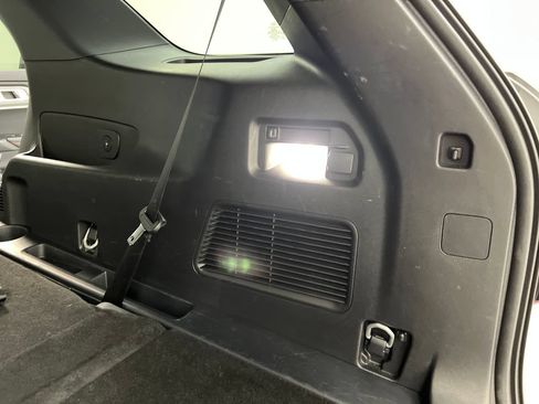 Used 2026 Ford Explorer ST-Line AWD/4WD image 43