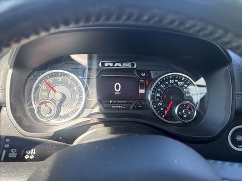 Used 2021 RAM 1500 Laramie AWD/4WD image 10