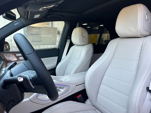 New 2026 Mercedes-Benz GLE 580 4MATIC image 5