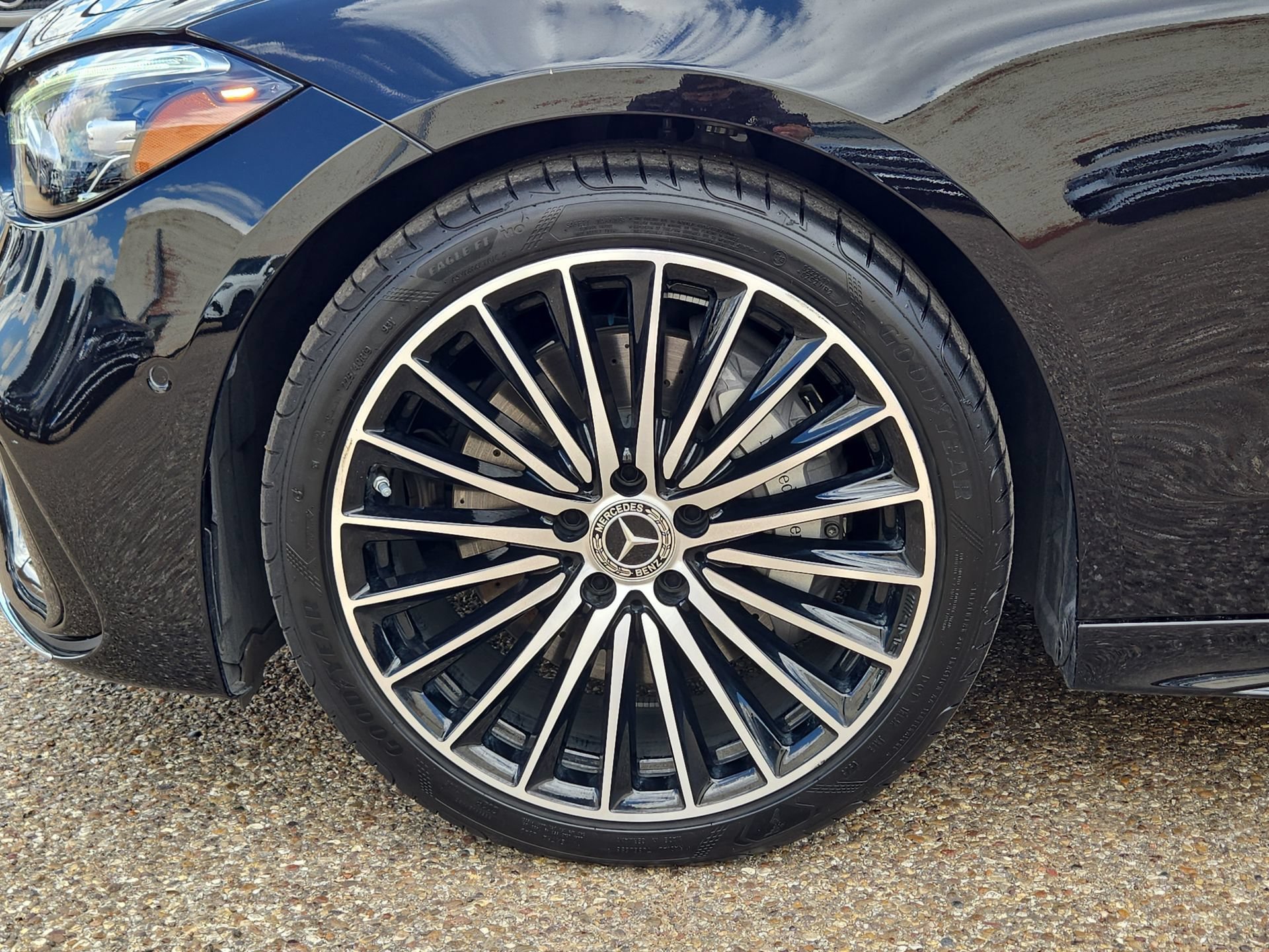 New 2026 Mercedes-Benz C 300 4MATIC Sedan image 11