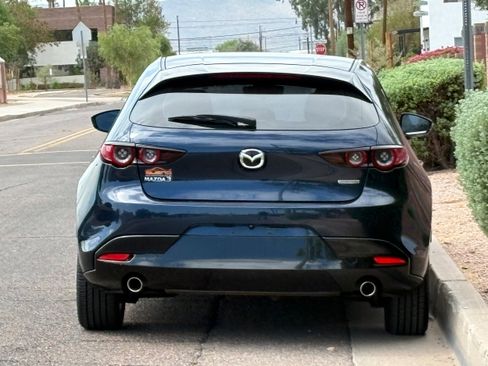 Used 2021 MAZDA MAZDA3 s FWD image 5