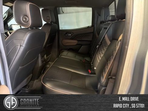 Used 2023 GMC Canyon Denali AWD/4WD image 25