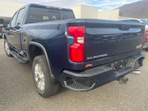 Used 2023 Chevrolet Silverado 2500 High Country image 8