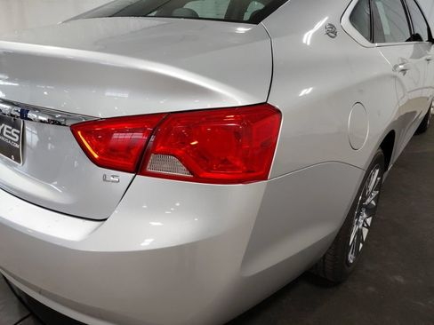 Used 2016 Chevrolet Impala LS FWD image 15