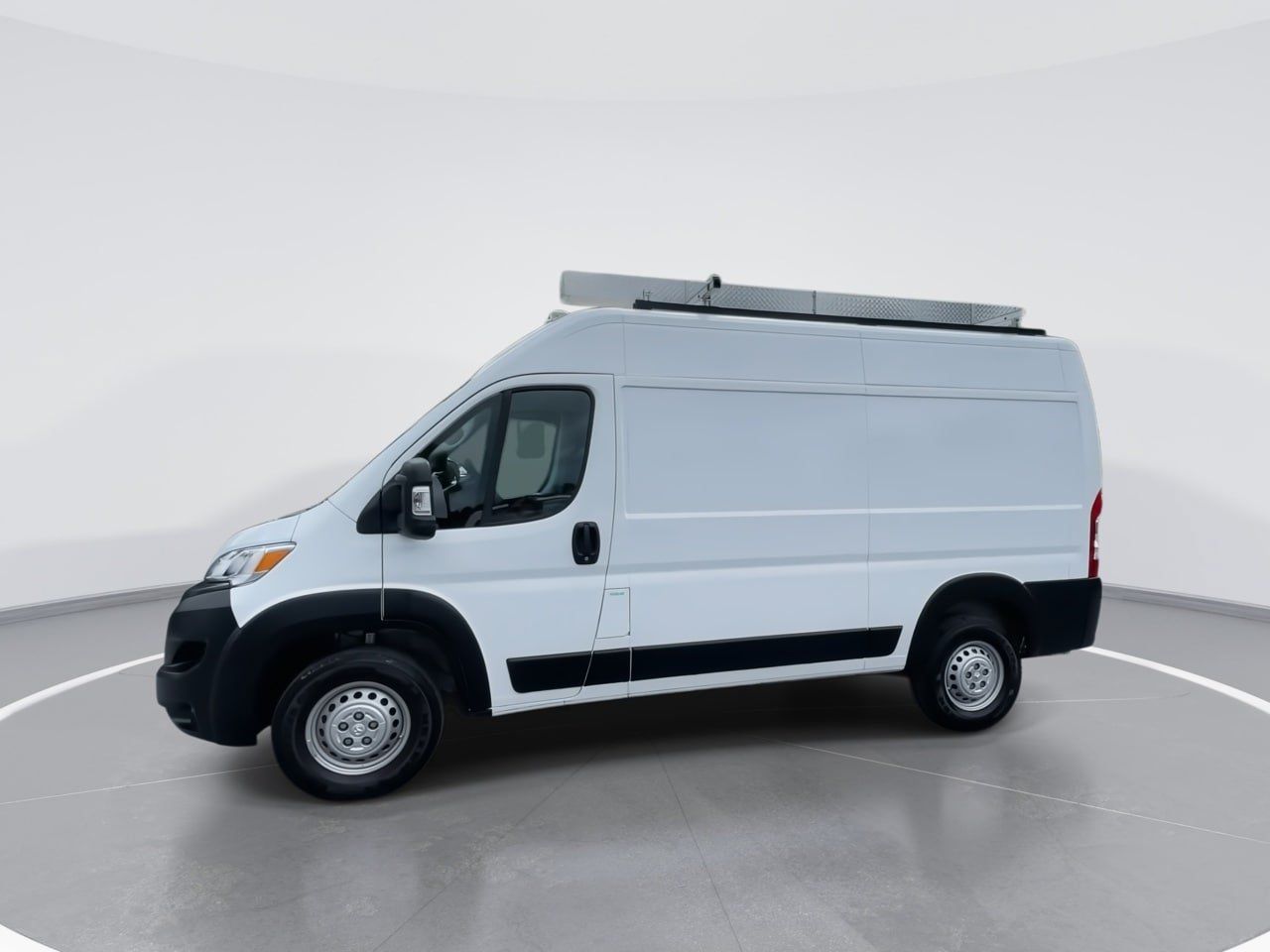 Used 2025 RAM ProMaster 2500 FWD image 9