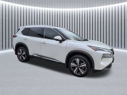 Used 2021 Nissan Rogue SL w/ Premium Package AWD/4WD image 2