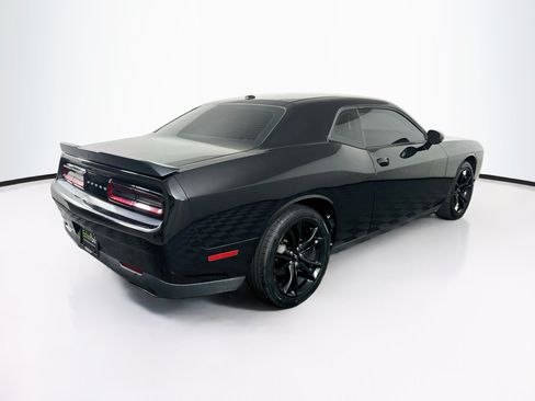 Used 2018 Dodge Challenger SXT w/ Blacktop Package RWD image 9