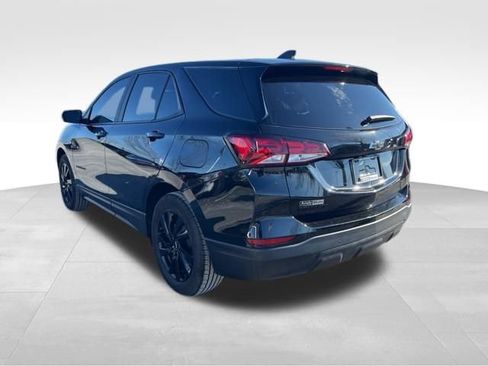 Used 2024 Chevrolet Equinox LS w/ LS Convenience Package image 5