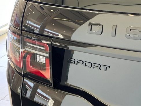 New 2025 Land Rover Discovery Sport Dynamic SE image 25