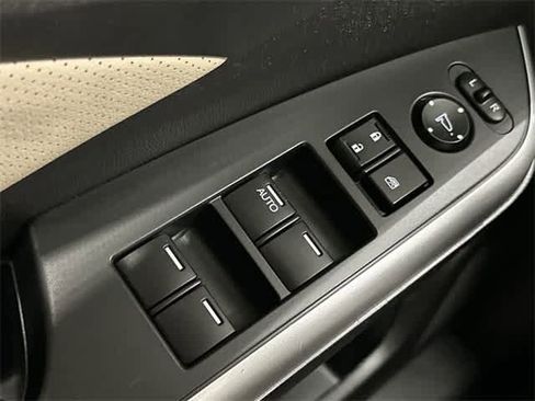 Used 2016 Honda CR-V Touring image 20