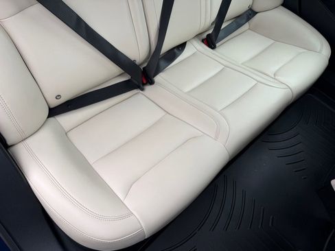 Used 2020 Tesla Model S Long Range Plus image 40