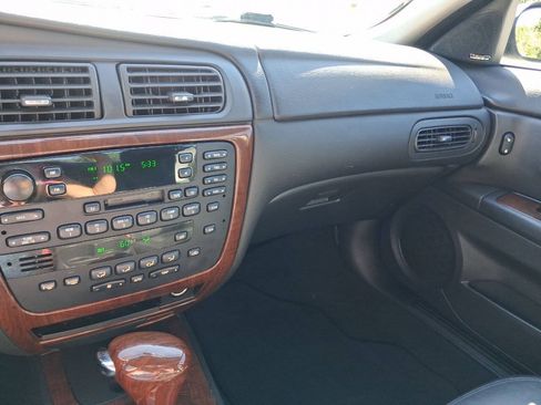 Used 2005 Ford Taurus SEL FWD image 29