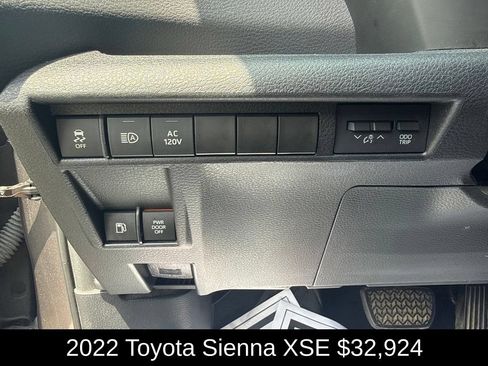 Used 2022 Toyota Sienna XSE w/ XSE Plus Package AWD/4WD image 27