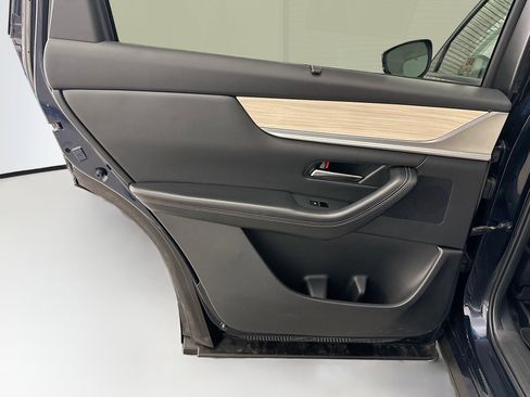 Used 2024 MAZDA CX-90 Plug-In Hybrid w/ Preferred image 28