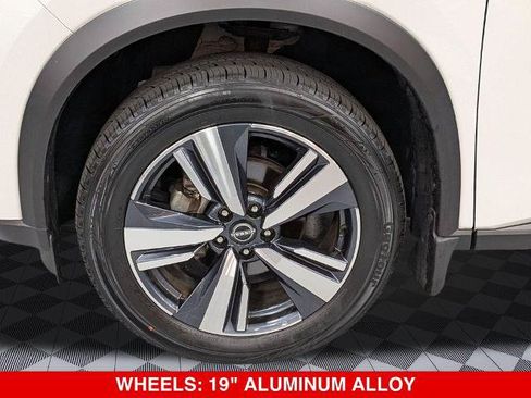 Certified 2023 Nissan Rogue SL AWD/4WD image 11