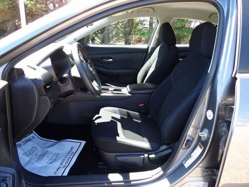 Used 2021 Nissan Sentra S FWD image 11