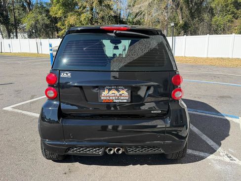 Used 2013 smart fortwo passion image 11