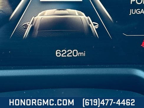 Used 2025 GMC Acadia AT4 w/ LPO, Floor Liner Package image 33