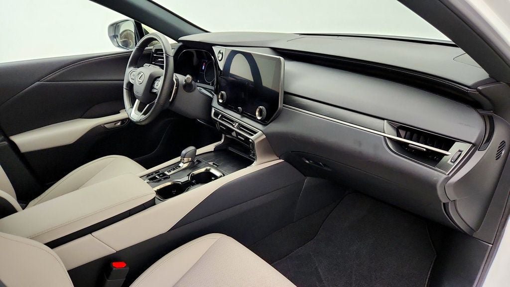 Used 2024 Lexus RX 350 Premium w/ Accessory Package (Z1) FWD image 24